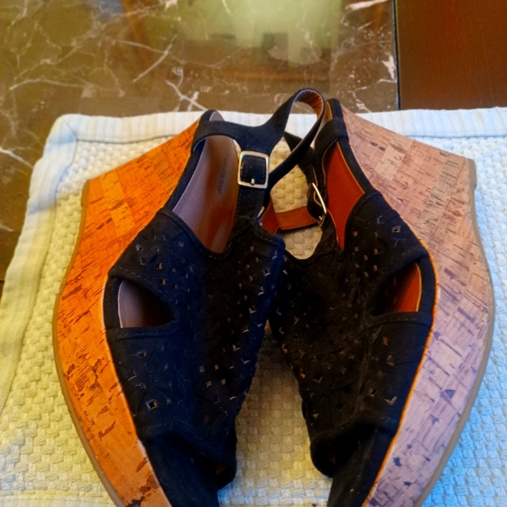 Size 11 Maurice's Black wedge sandals